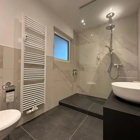 8-living Нюрнберг